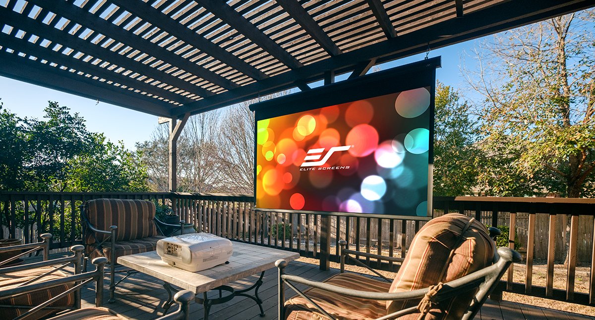 Outdoor entertainment area
